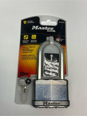 Master Lock Magnum M15XKADLJ Heavy Duty Outdoor Padlock 2-1/2” Boron Carbide NEW